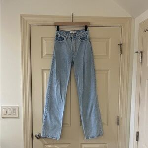 Abercrombie & Fitch Light Blue '90s Relaxed Jeans